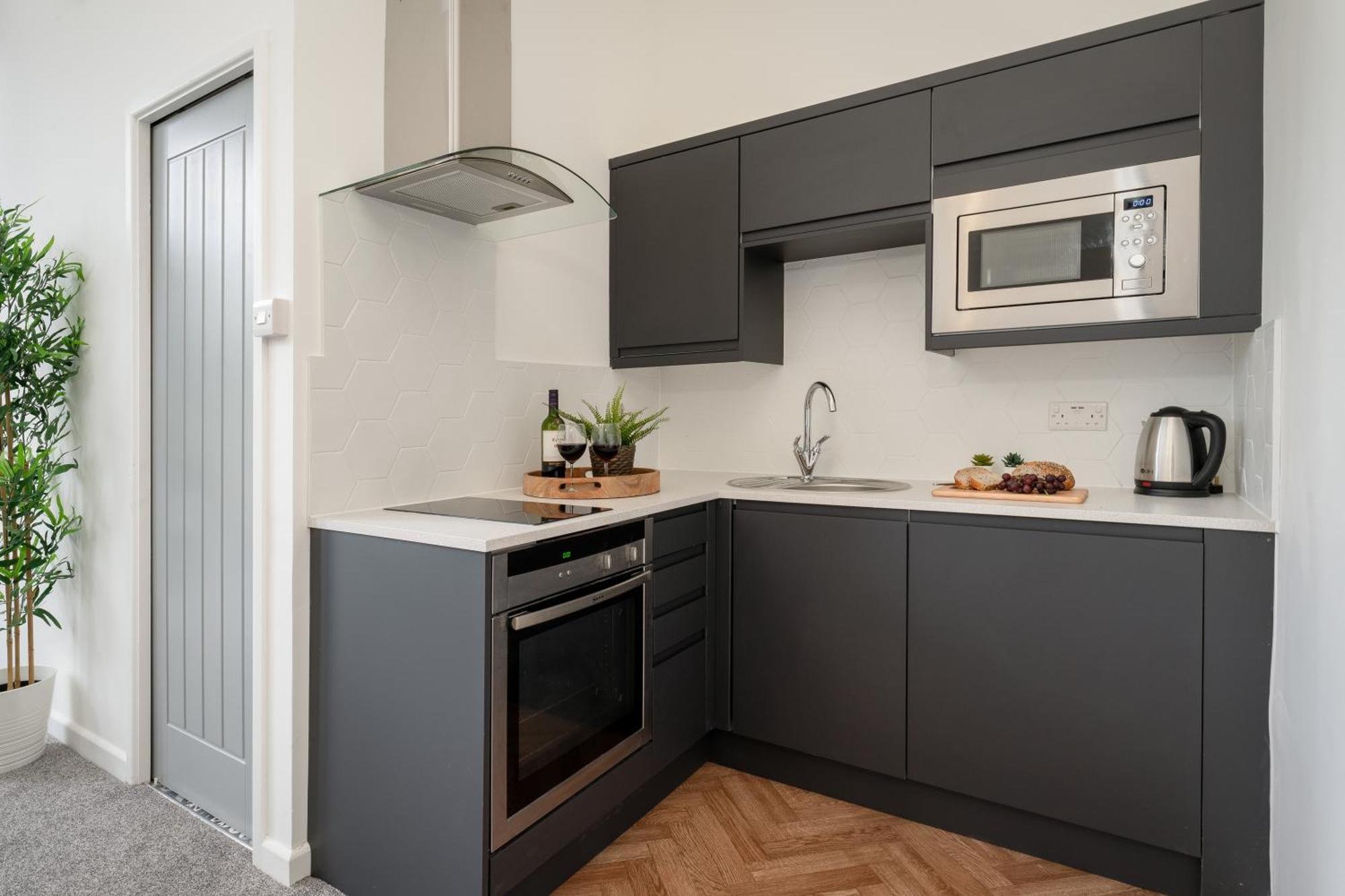 Near Beach, Torquay Heights Modern Apartments, Pet Friendly Værelse billede