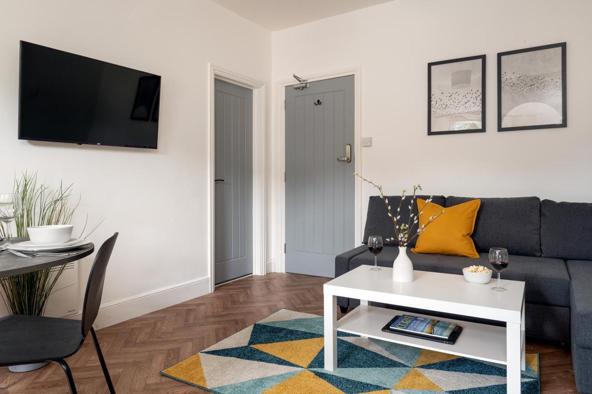 Near Beach, Torquay Heights Modern Apartments, Pet Friendly Værelse billede